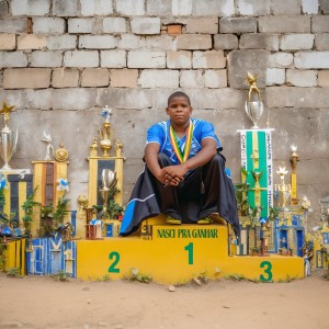 ดาวน์โหลดและฟังเพลง Nasci Pra Ganhar พร้อมเนื้อเพลงจาก Morcego