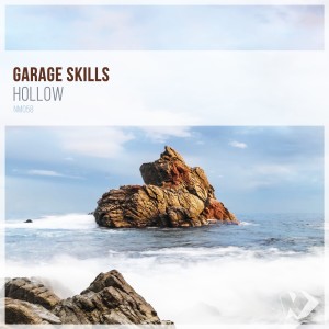 ดาวน์โหลดและฟังเพลง Hollow พร้อมเนื้อเพลงจาก Garage Skills
