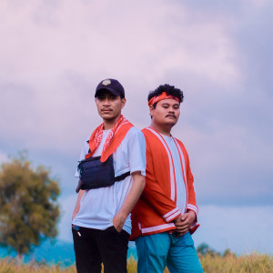 ดาวน์โหลดและฟังเพลง BANGKIT พร้อมเนื้อเพลงจาก JhoviGerry