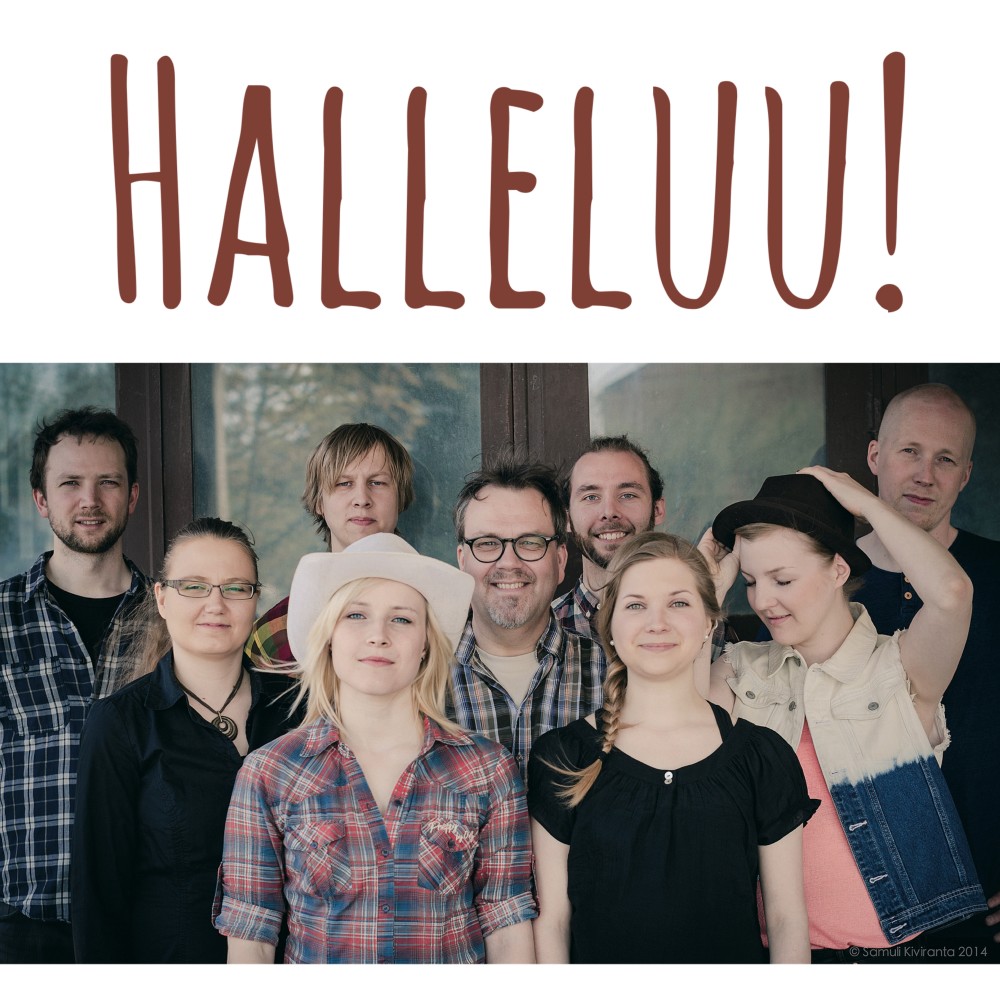 Kolme puista ristiä