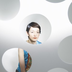 收聽Dip in the pool的Viola歌詞歌曲