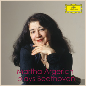 Martha Argerich的專輯Argerich plays Beethoven