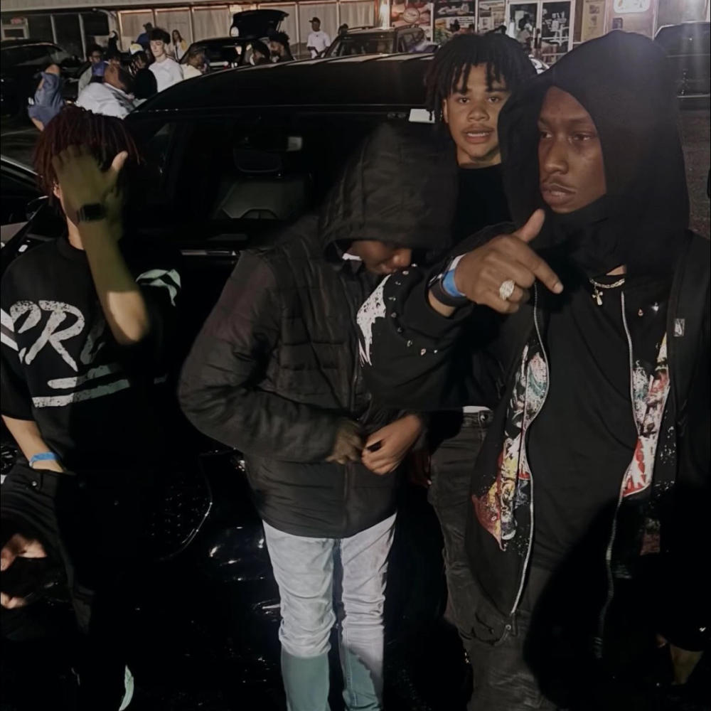 Fullyy Partyy (feat. RelloSolid) (Explicit)