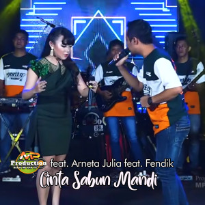 Dengarkan Cinta Sabun Mandi lagu dari MP Production dengan lirik