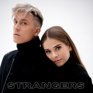 Loïc Nottet的專輯Strangers