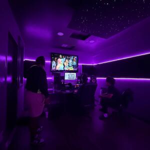 default playlist img