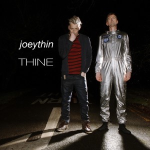 Joeythin的專輯Thine
