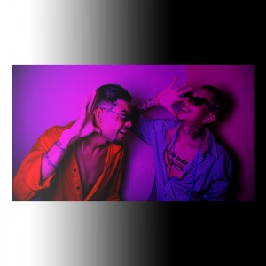 收聽MagrolisMC的Neon歌詞歌曲