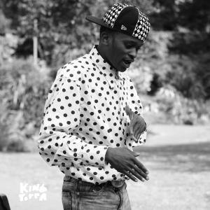 收聽Gento Jamal的Gloria歌詞歌曲