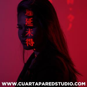收聽Cuarta Pared Studio的Diferente Reggaeton (Instrumental Reggaeton)歌詞歌曲