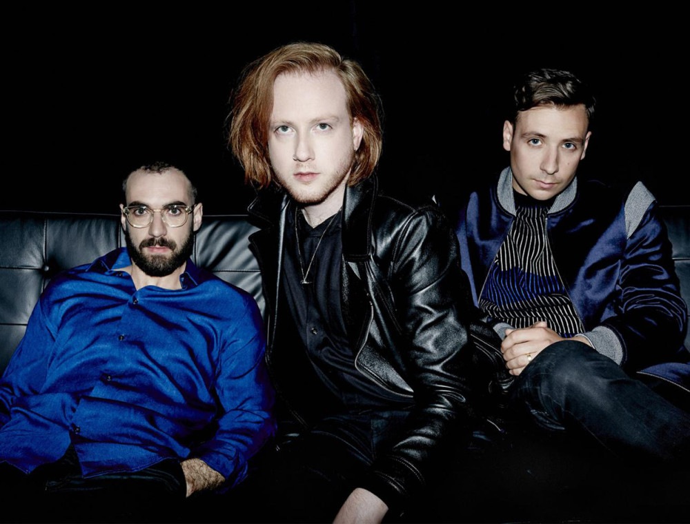 TWO DOOR CINEMA CLUB อินดี้ ป๊อป ขวัญใจวัยรุ่นทั่วโลก 