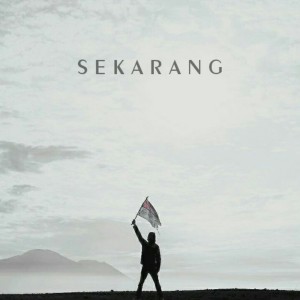 Dengarkan Sekarang lagu dari Fly To The Moon dengan lirik
