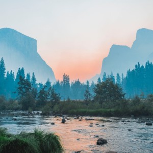 收听Relaxing Music Therapy的Insomnias Cure歌词歌曲