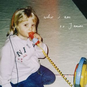 Dengarkan lagu Who I am nyanyian Janine dengan lirik