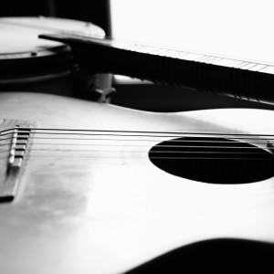 Listen to Ah Bir Ataş Ver song with lyrics from Dedublüman