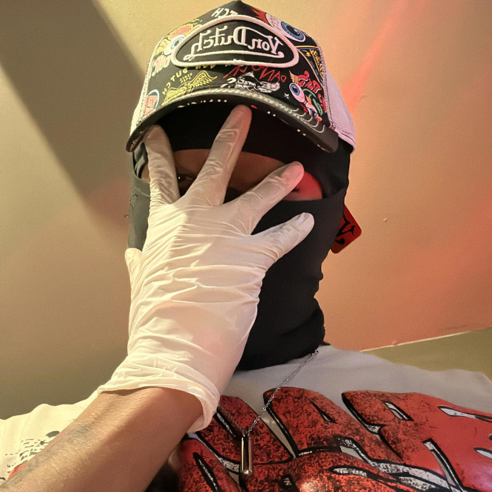New Money (feat. LilZay8l) (Explicit)