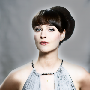 Jeanette Lindstrom ดาวน์โหลดและฟังเพลงฮิตจาก Jeanette Lindstrom