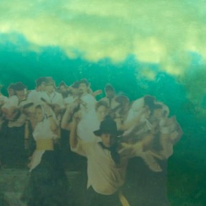 收聽Cumbres Carrascosa的University Avenue Road Yangon歌詞歌曲