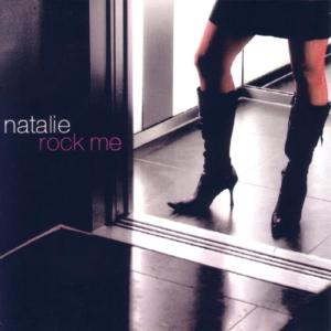 收聽Natalie Long的Two Worlds Apart歌詞歌曲