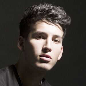 Dengarkan lagu El Psicológo nyanyian Sebastian Yatra dengan lirik