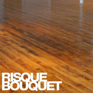 ดาวน์โหลดและฟังเพลง Soaked พร้อมเนื้อเพลงจาก Risque Bouquet