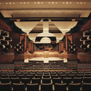 ดาวน์โหลดและฟังเพลง Jet (Live) พร้อมเนื้อเพลงจาก Mystery Jets