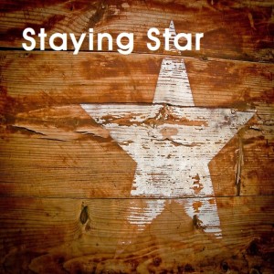Dengarkan lagu Staying Star nyanyian 헬로! 어쿠스틱 Hello! Acoustic dengan lirik