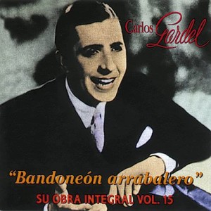 收聽Carlos Gardel的Calor De Hogar歌詞歌曲