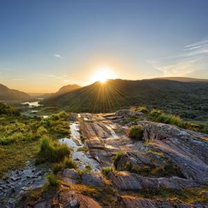 Uniqqmusic的專輯Equinox