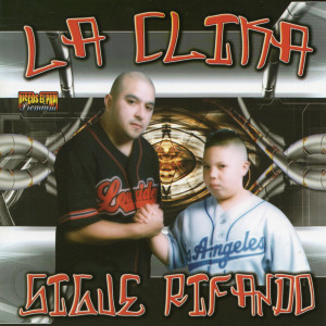 收听La Clika的Megamix La Clika歌词歌曲