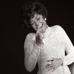收聽Nancy Wilson的(You Don't Know) How Glad I Am歌詞歌曲