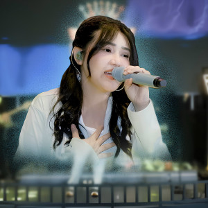 Listen to Kisinan song with lyrics from Via Vallen