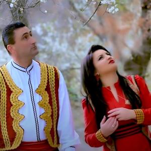 Listen to E lus zotin song with lyrics from Zef Beka