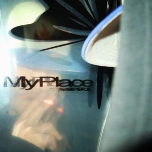 Dengarkan lagu My Place (Explicit) nyanyian Shit dengan lirik