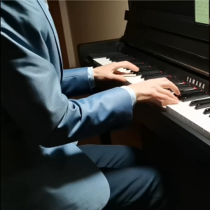 Listen to 森林狂想曲 (cover: 北昼) (其他) song with lyrics from 许鹏
