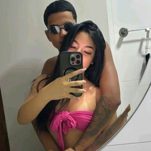 收聽DANDAN SHEIK的JÁ PROCUREI EM OUTROS BRAÇOS, ME APEGUEI NO SEU CARINHO vs TAMBORZÃO (Explicit)歌詞歌曲