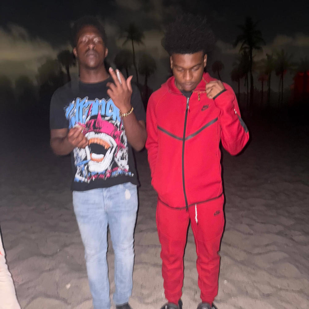 Trappin (feat. DDawg) (Explicit)