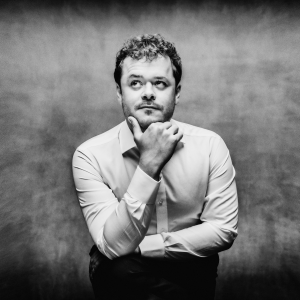 Benjamin Grosvenor ดาวน์โหลดและฟังเพลงฮิตจาก Benjamin Grosvenor