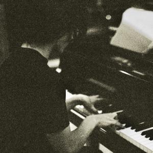 PETA的專輯stepping in the same river twice (Best Worst Thing) [Explicit]