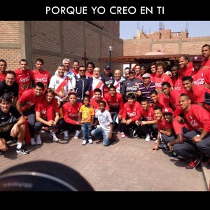 Listen to Porque Yo Creo En Ti song with lyrics from Marco Romero