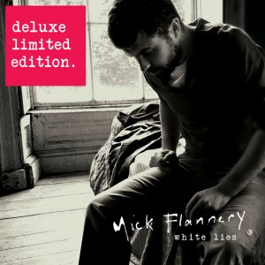 ดาวน์โหลดและฟังเพลง Near or Far (Live at Cork Opera House) พร้อมเนื้อเพลงจาก Mick Flannery