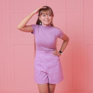 Listen to Kangen Setengah Mati song with lyrics from Esa Risty