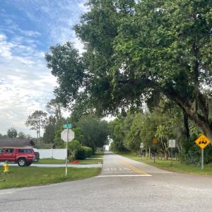 收聽marshall4的build a bitch (jersey hell bootleg) #vociferance (feat. Kaydence May) (Explicit)歌詞歌曲