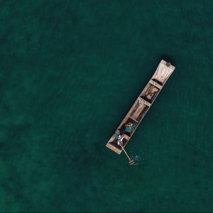 收听Deep Sleep的Your Eyes歌词歌曲
