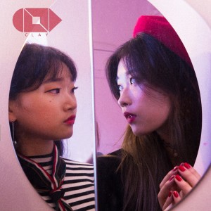 Listen to decalcomanie song with lyrics from 클레이