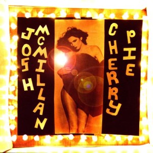 ดาวน์โหลดและฟังเพลง Sweetest Love พร้อมเนื้อเพลงจาก Josh McMillan