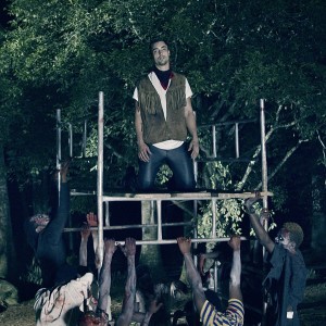 ดาวน์โหลดและฟังเพลง Zombies พร้อมเนื้อเพลงจาก THA Collective