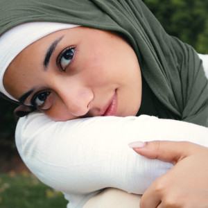 Listen to Aren't All Our Hearts the Same? (يا لا لو) song with lyrics from Tasneem Elaidy