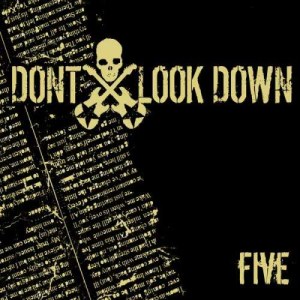 ดาวน์โหลดและฟังเพลง Undone พร้อมเนื้อเพลงจาก Don't Look Down