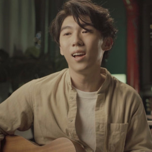 Listen to Melanie song with lyrics from 周汉宁